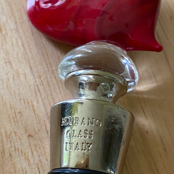 Murano glass hand blown stamped bottle stopper. Made in Italy. - Picture 3 of 7